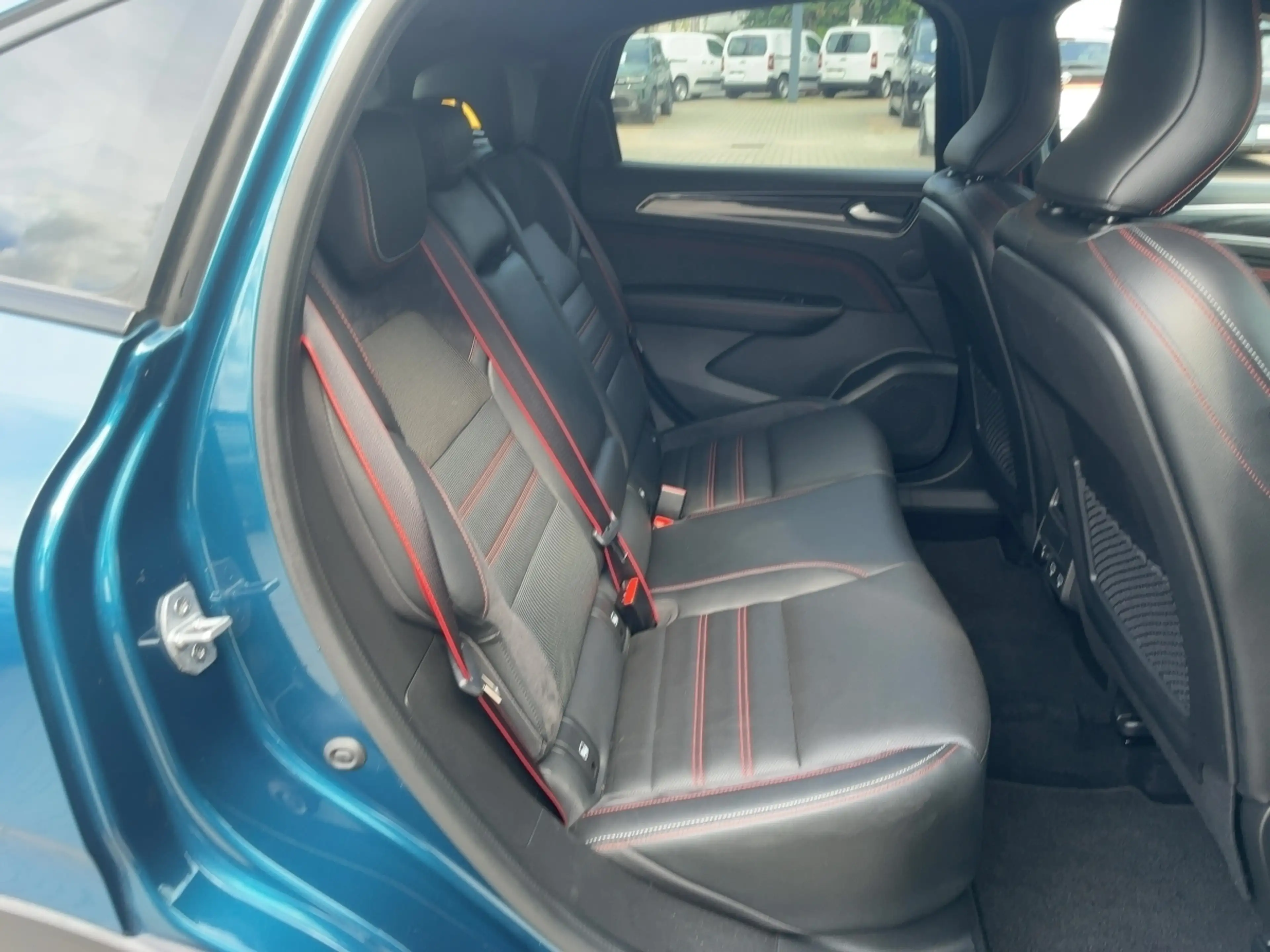 Renault Arkana R.S. LINE E-TECH 145 +CARPLAY+WINTER-P.+ACC+PDC+ — photo 11