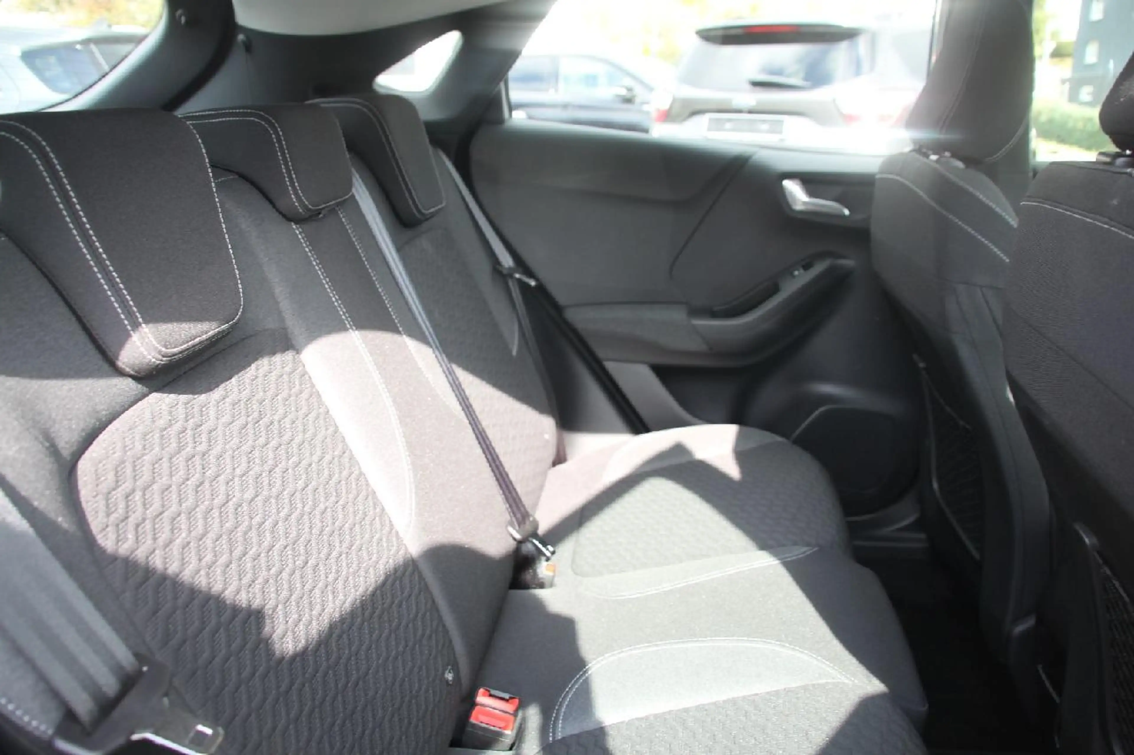 Ford Puma Titanium+KLIMA+NAVI+SHZ+LMF+LED+ — photo 12