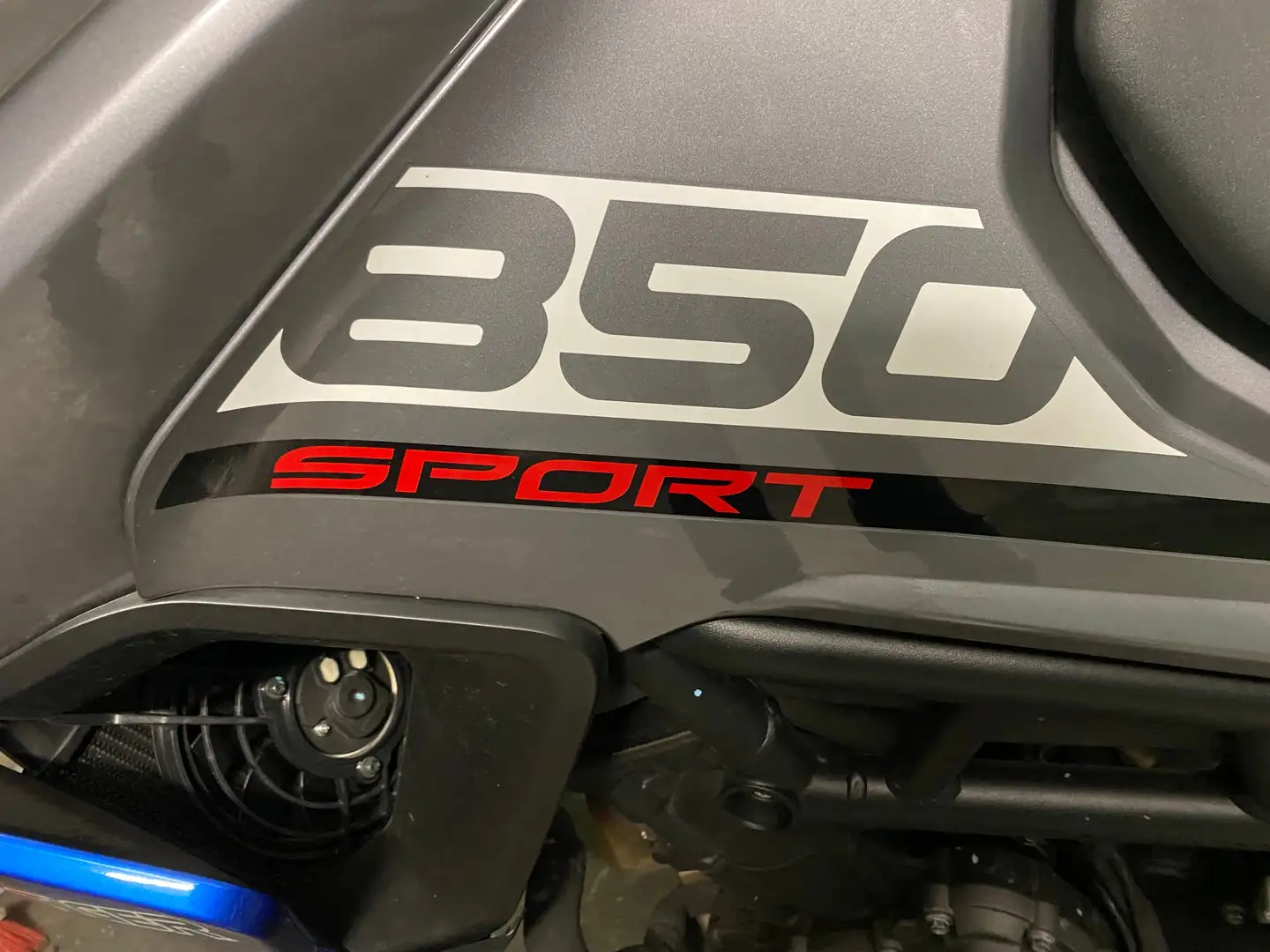 Triumph Tiger Sport 850 Šedá - 1