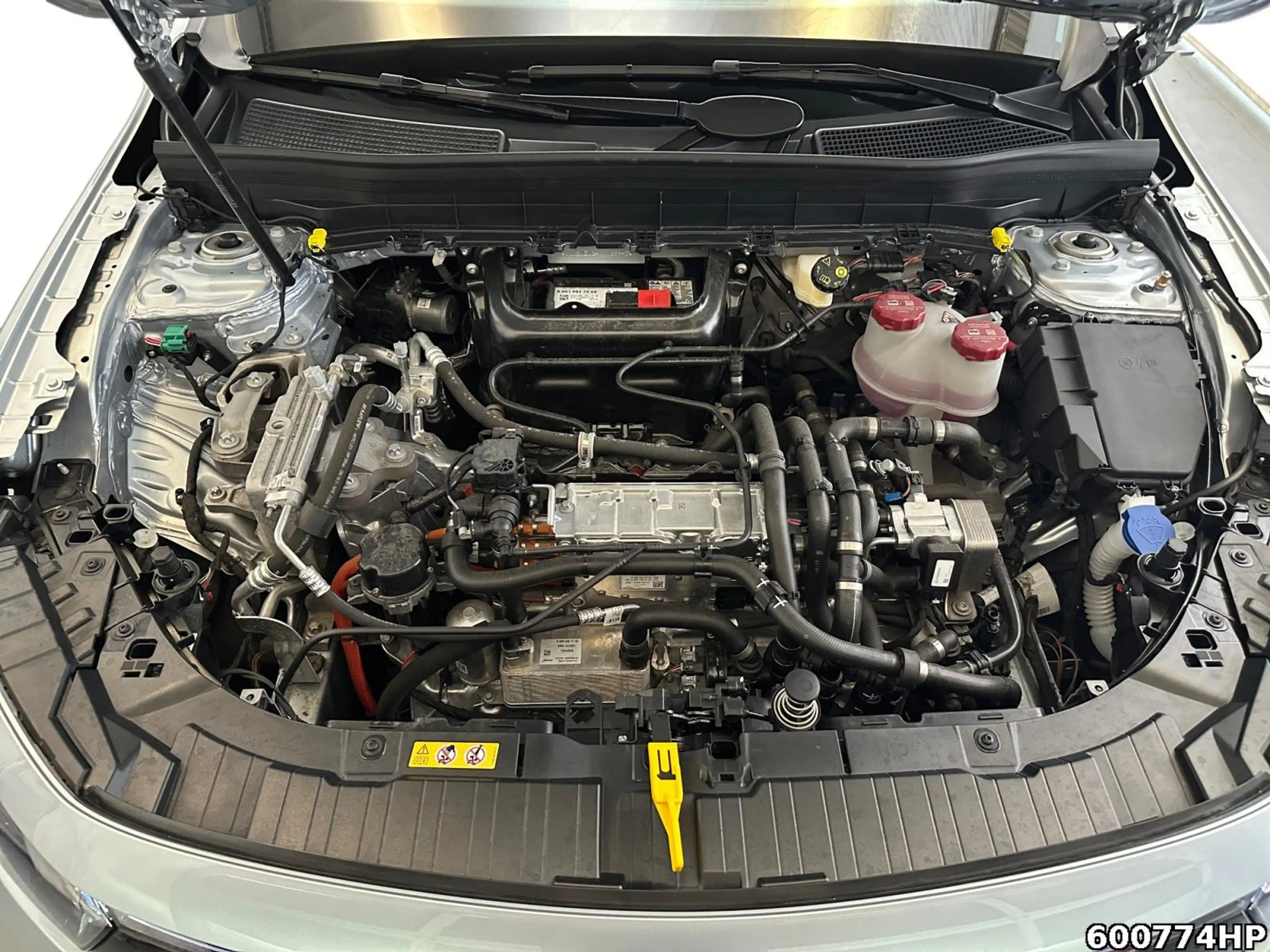 Mercedes-Benz EQB 300 4M Progressive  Ambiente Lenkradhzg LED. — photo 7