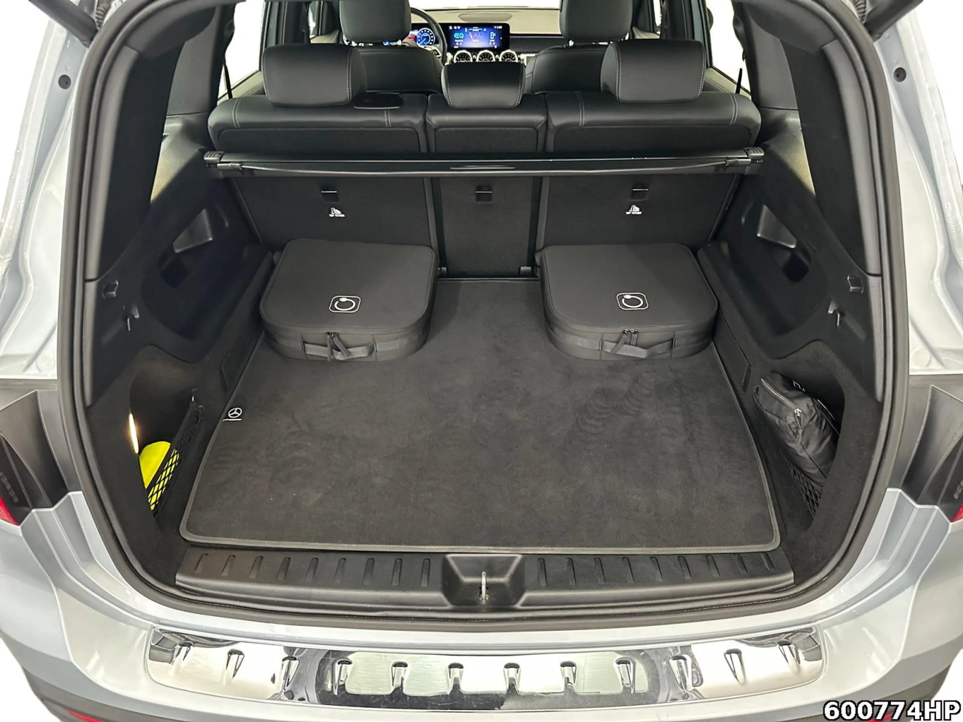Mercedes-Benz EQB 300 4M Progressive  Ambiente Lenkradhzg LED. — photo 6