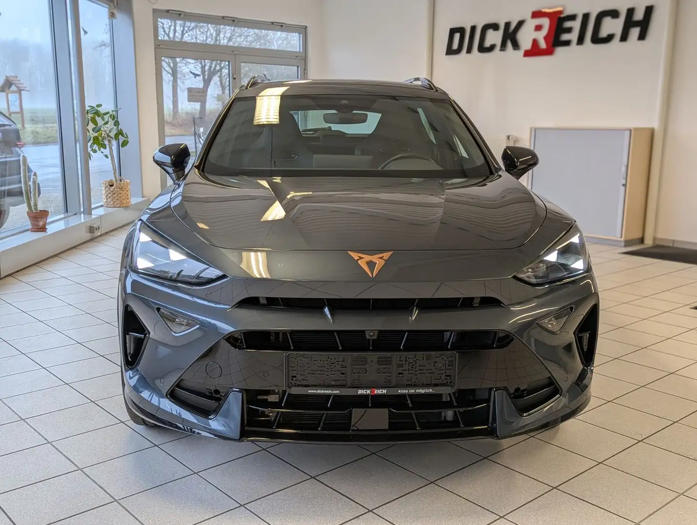 CUPRA Formentor 1.5 eTSI Leder Sennh DCC Kamera Matrix Grau - 2