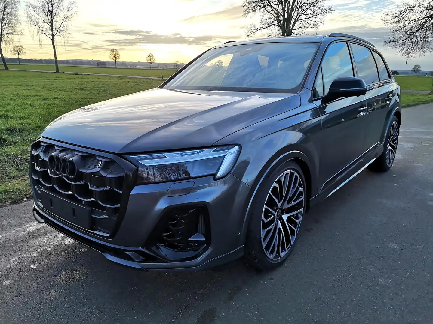 Audi SQ7 4.0 TFSI quattro 4.0TFSI ABT Facelift Voll 478 ... Grau - 1