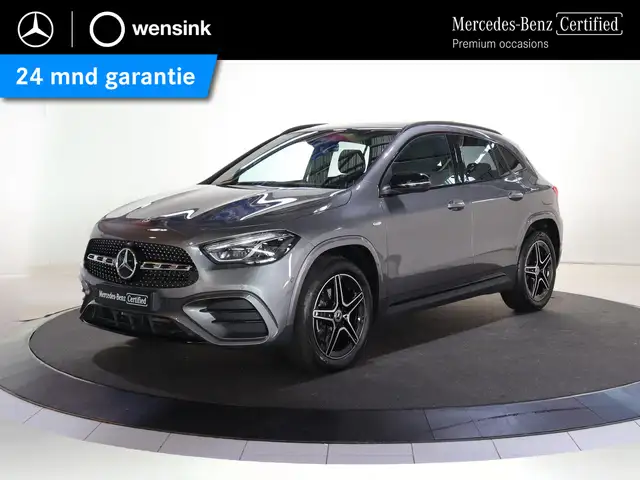 Mercedes-Benz GLA 250 e Business Solution AMG | Trekhaak |  Winterpack |