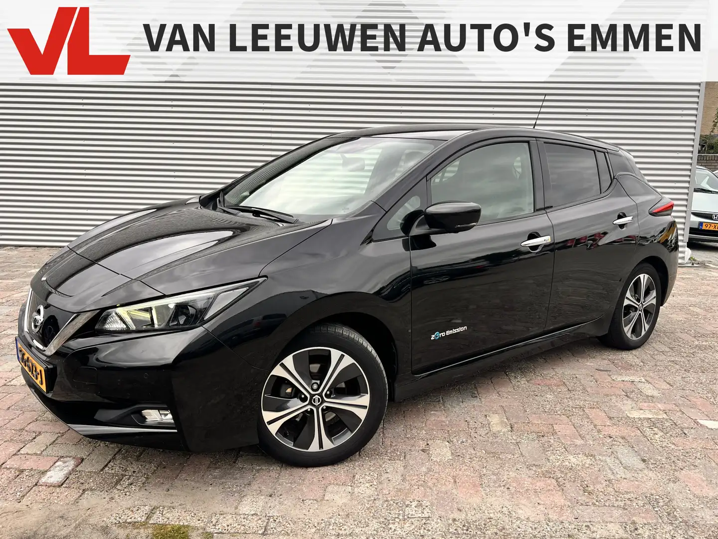 Nissan Leaf 2.ZERO EDITION 40 kWh | Nieuw Binnen! | Camera | S Zwart - 1