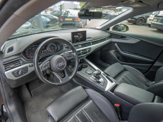 Audi A5 view 12