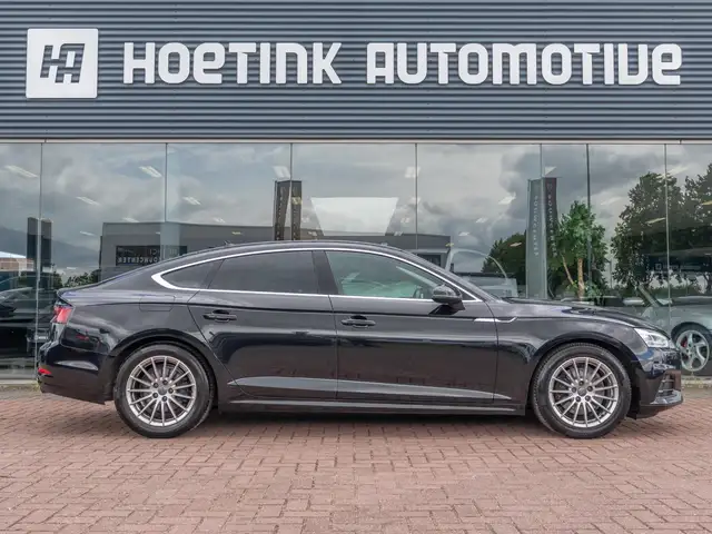 Audi A5 view 11