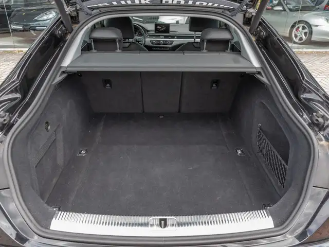 Audi A5 view 23