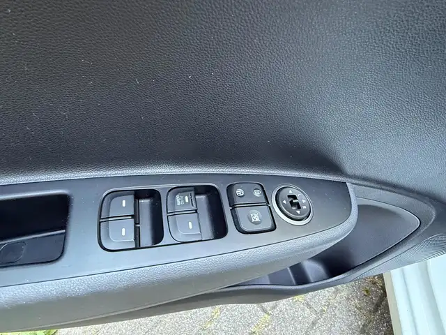 Hyundai I10 view 30