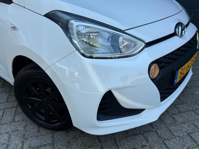 Hyundai I10 view 2