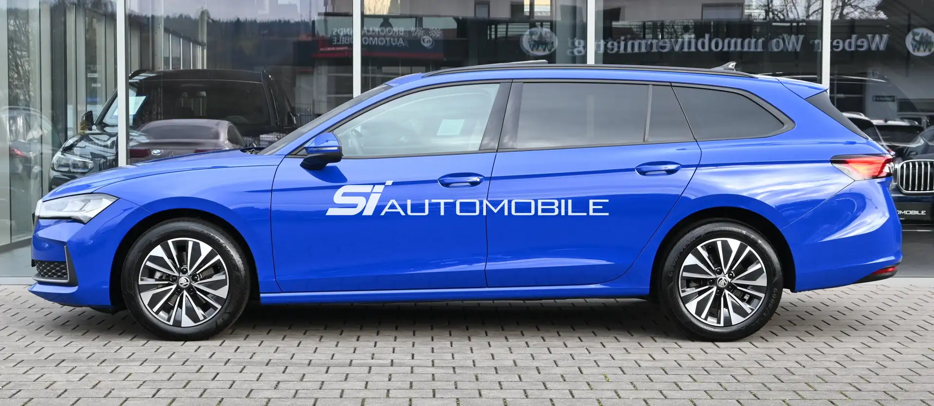 Skoda Superb 2.0 TDI DSG Selection Combi *ACC*PANO*CANTON* Blau - 2