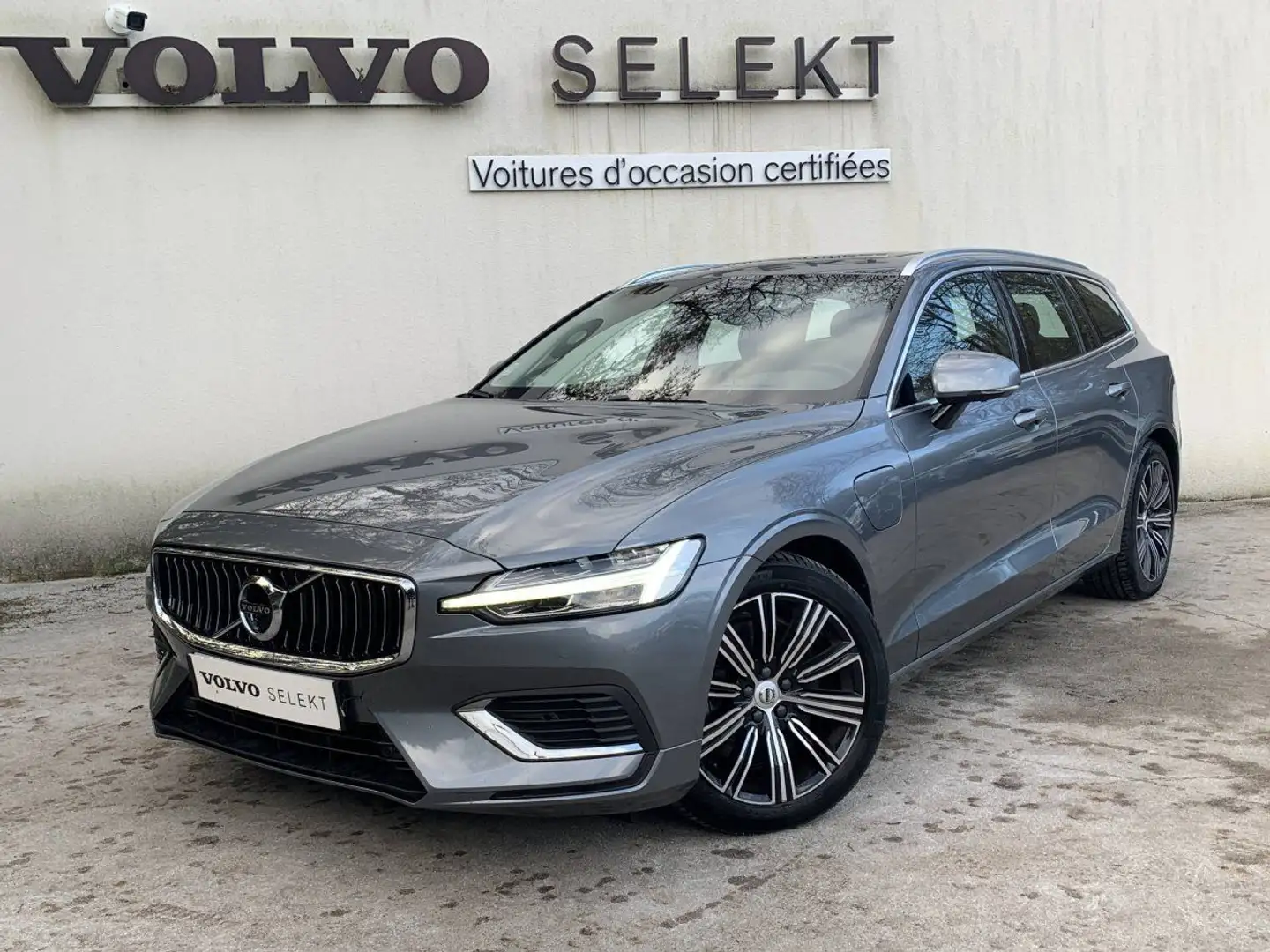 Volvo V60 T6 AWD Recharge 253 ch + 87 ch Geartronic 8 Inscri Gris - 1