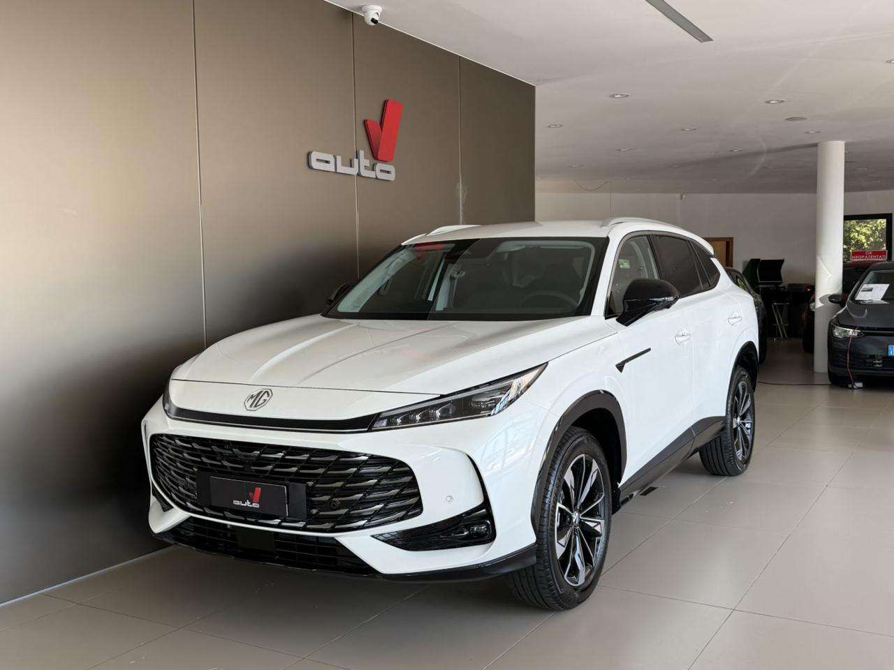 MG HS HEV Luxury KM ZERO