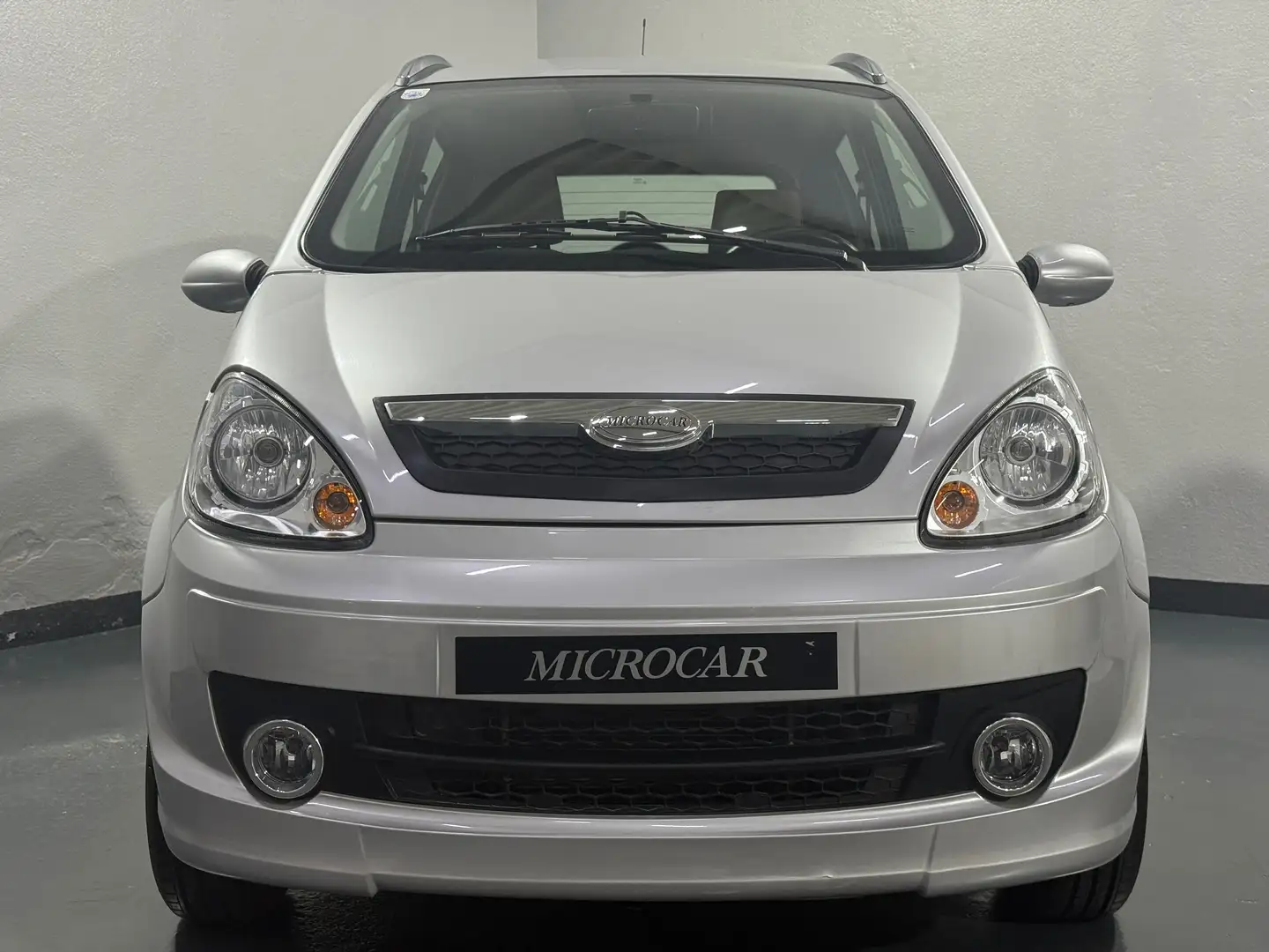 Microcar M.Go *NUR 12 TKM* *ZUSTELLUNG Ö-WEIT MGL. Grau - 2