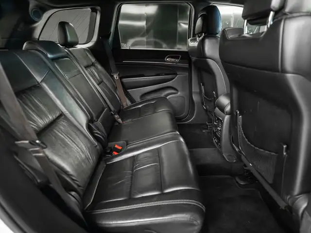 Jeep Grand Cherokee view 13