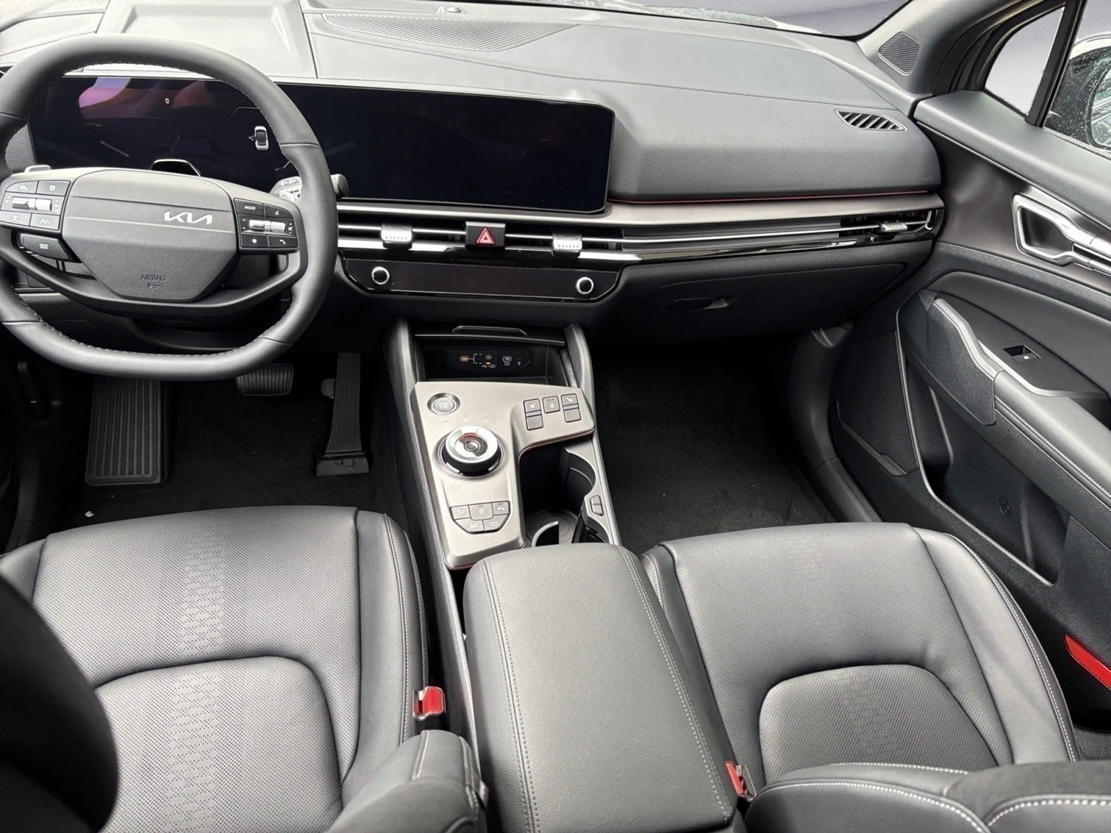 Kia Sportage 1.6T DCT Black Edition TANK/SERVICEAKTI — photo 9