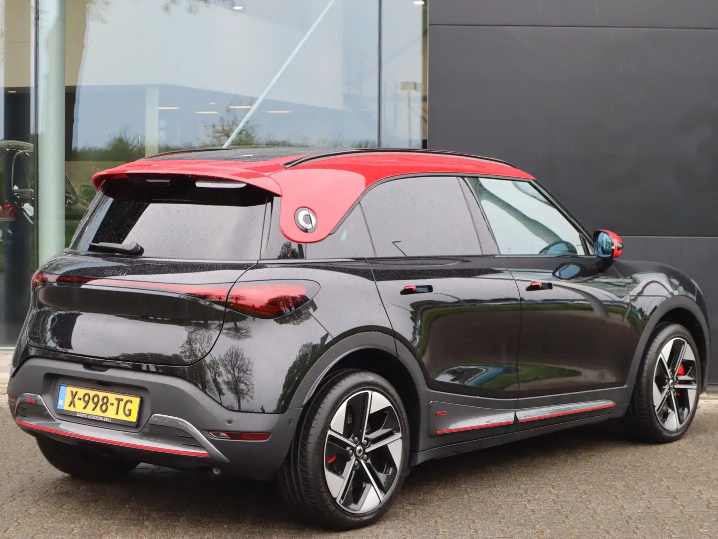 smart #1 BRABUS 66 kWh Zwart - 2