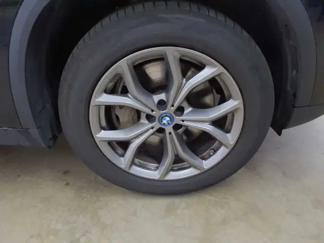 BMW X5 view 14