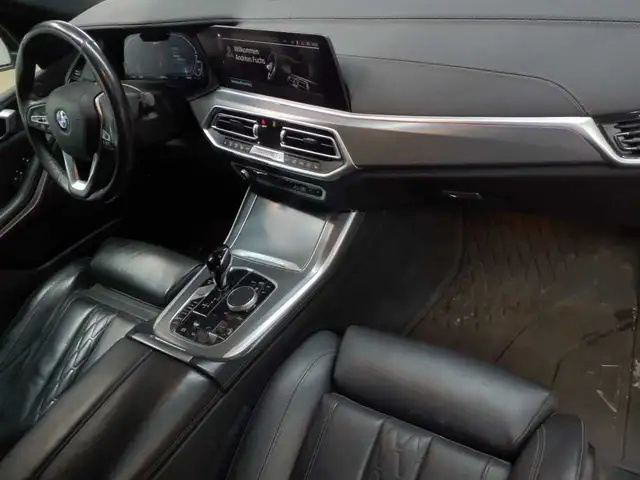 BMW X5 view 13