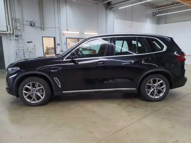 BMW X5 view 6