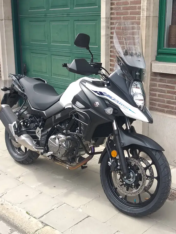 Suzuki V-Strom 650