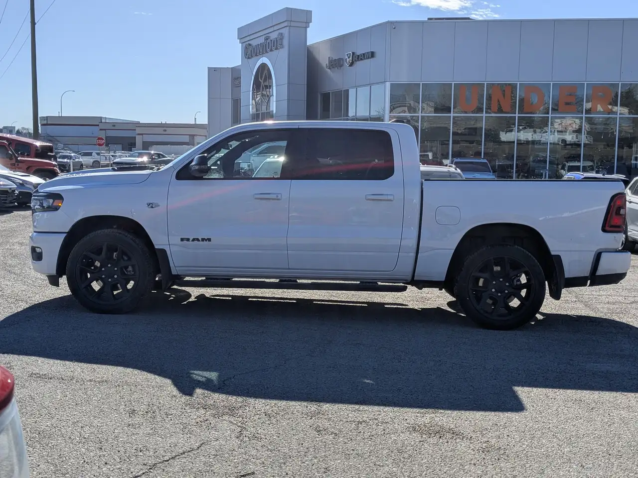 RAM 1500 снимка RAM 1500