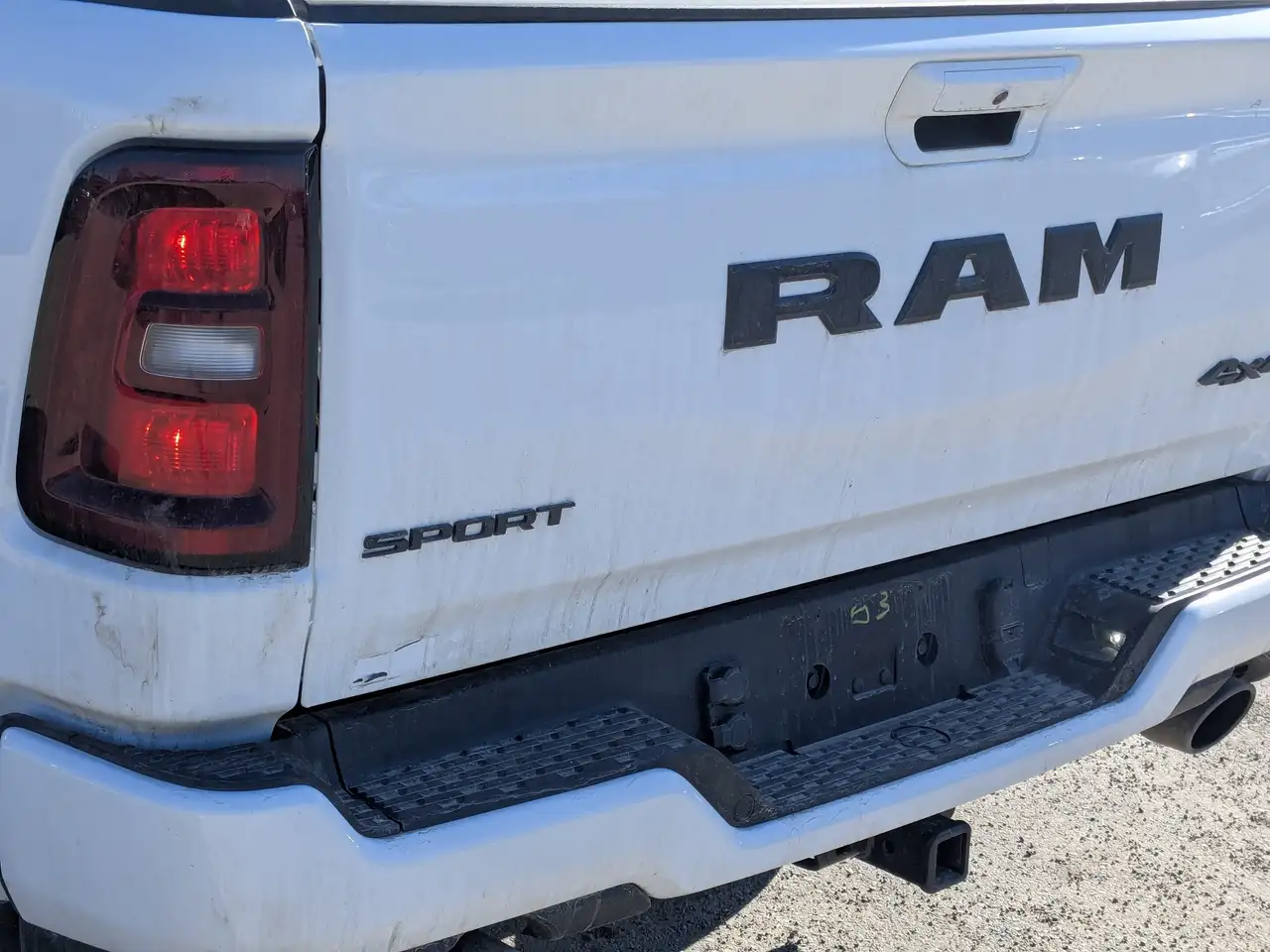 RAM 1500 снимка RAM 1500