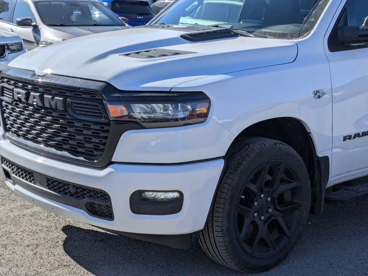 RAM 1500 снимка RAM 1500