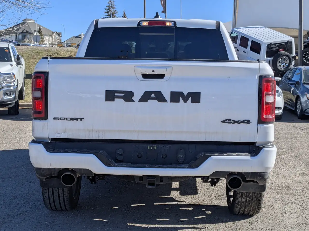 RAM 1500 снимка RAM 1500