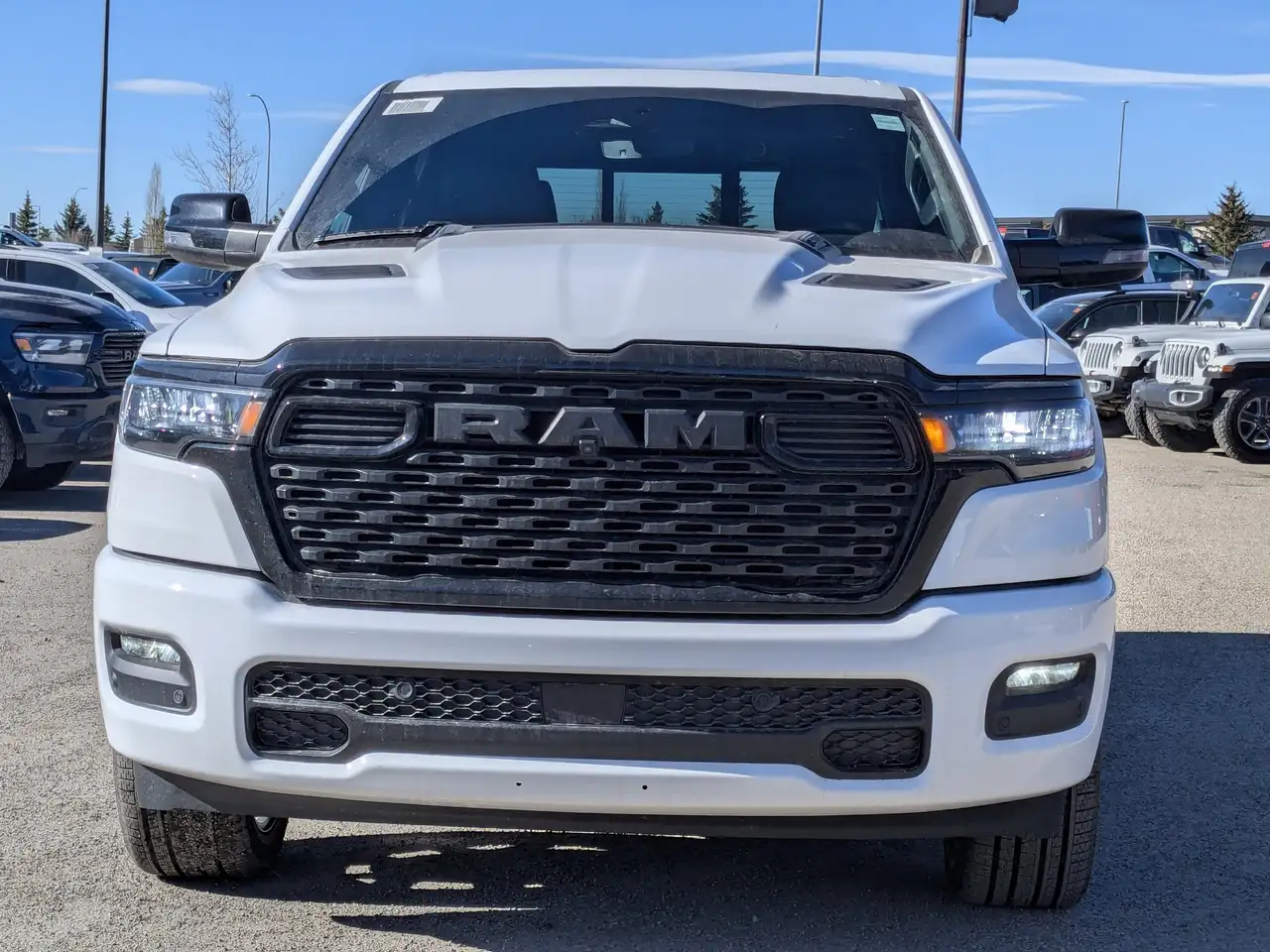 RAM 1500 снимка RAM 1500