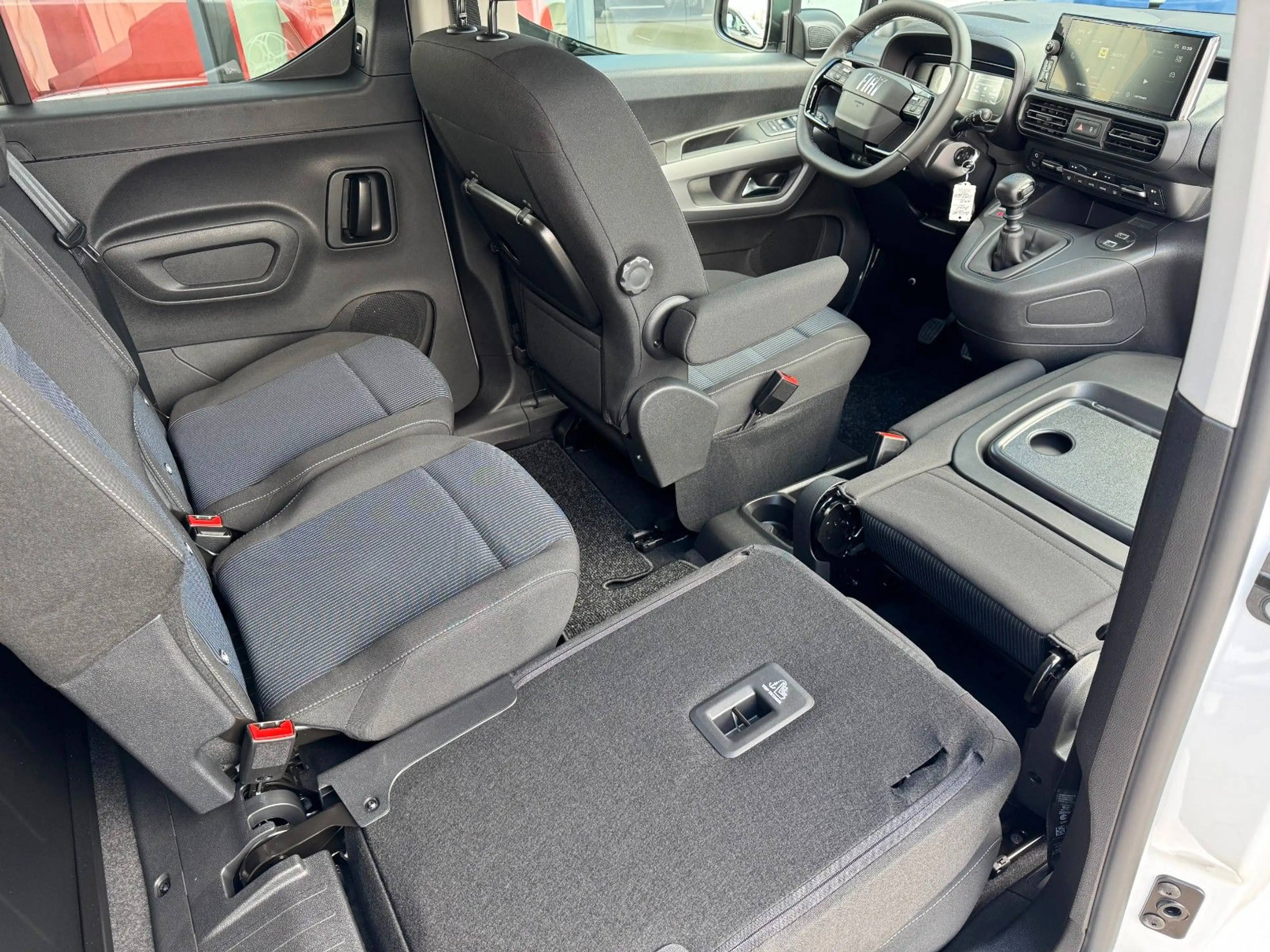 Fiat Doblo DIESEL Kombi N1 5-Sitzer 1.5 BlueHDI 102 — photo 15