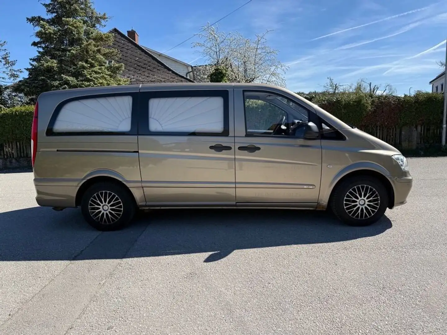 Mercedes-Benz Vito 113 CDI lang BESTATTUNGSAUTO LEICHENWAGEN Beige - 2