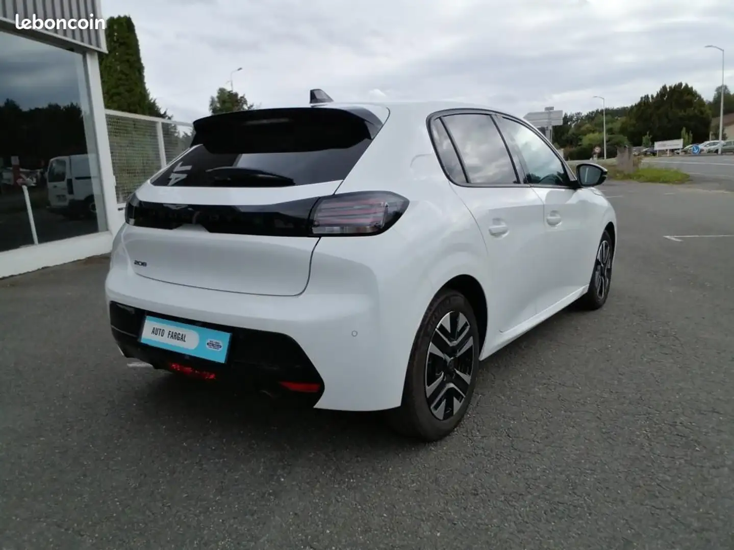 Peugeot 208 PureTech 100 S&S BVM6 Allure Blanc - 2