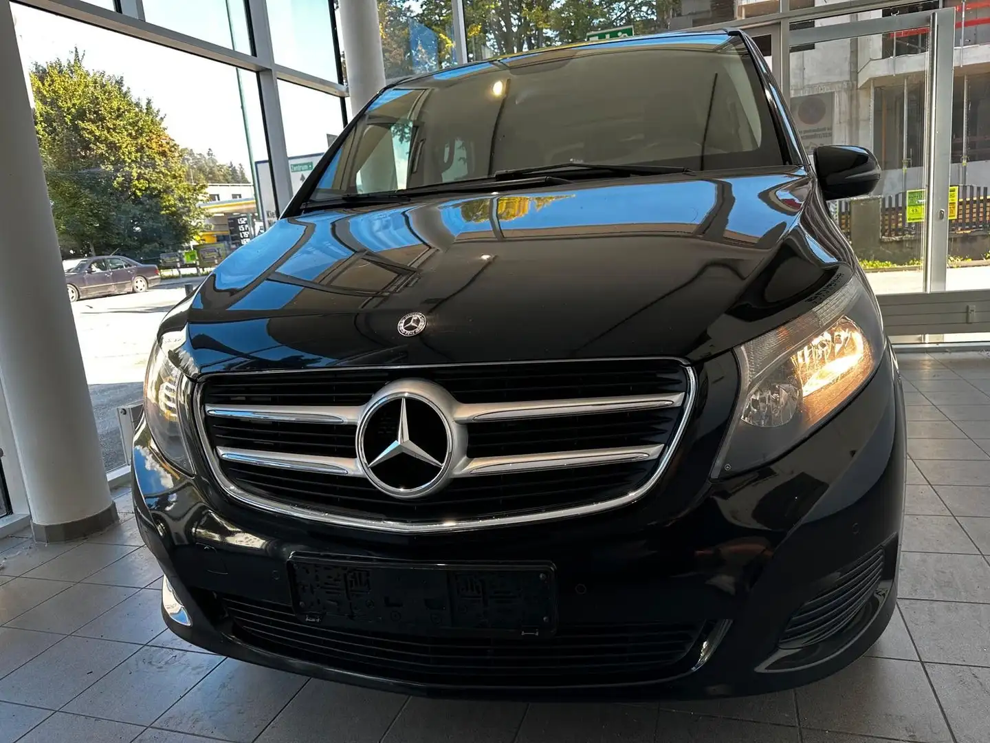 Mercedes-Benz V 220 Schwarz - 2