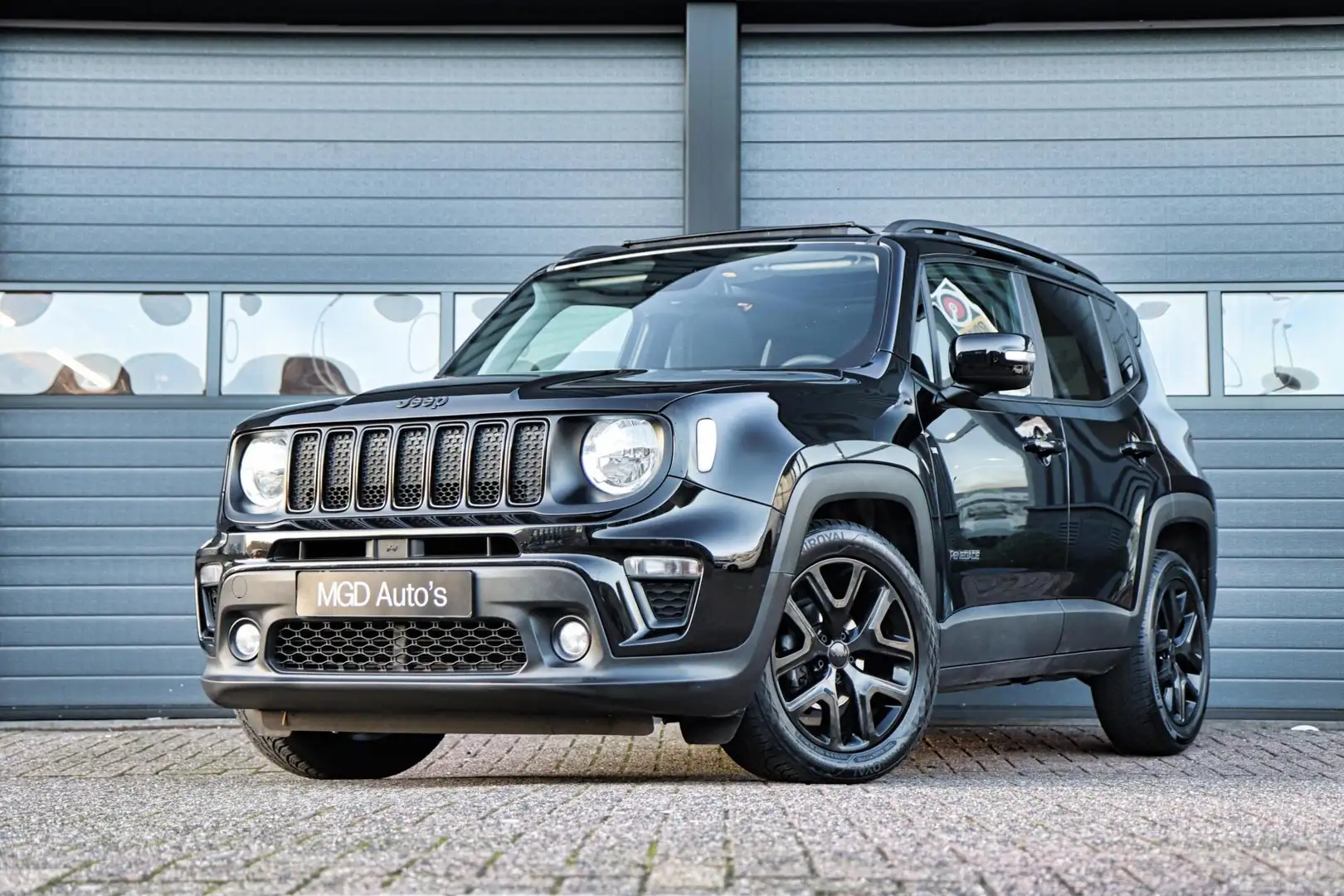 Jeep Renegade 1.0T Black Pack /PANODAK/KEYLESS/PDC/CARPLAY/CRUIS Noir - 1