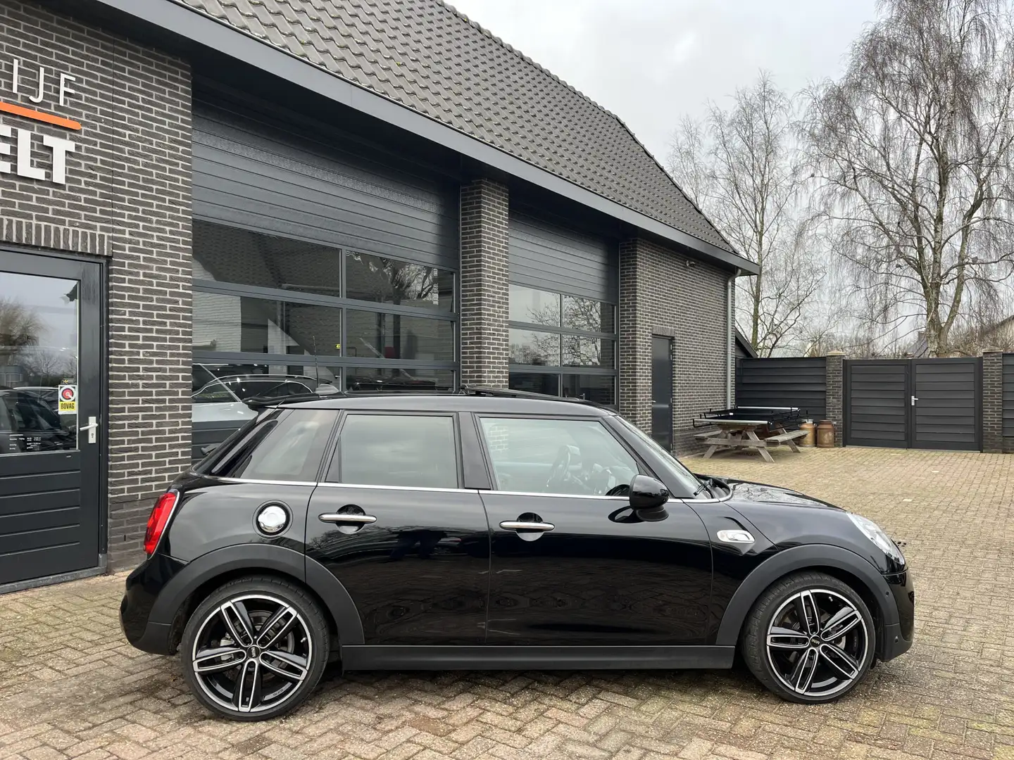 MINI Cooper S Mini 2.0 Chili Serious Business Panoramadak , Leer Nero - 2