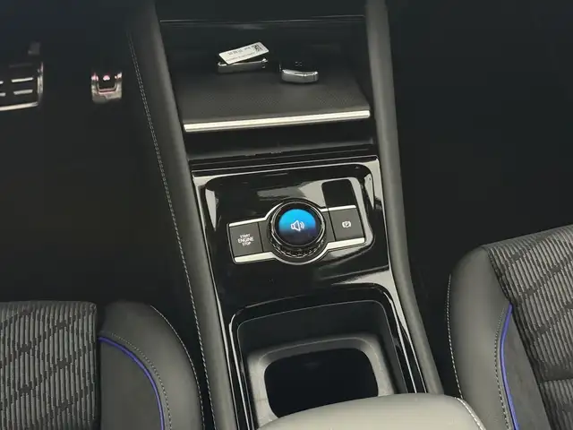 Volkswagen Tiguan view 11