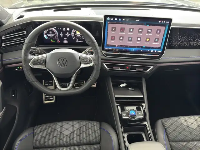 Volkswagen Tiguan view 7
