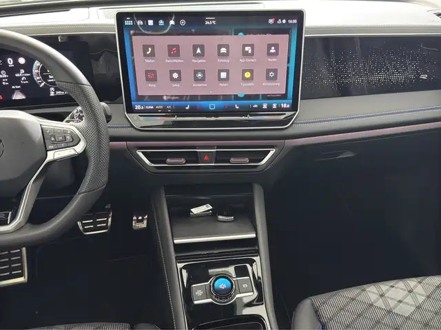 Volkswagen Tiguan view 10