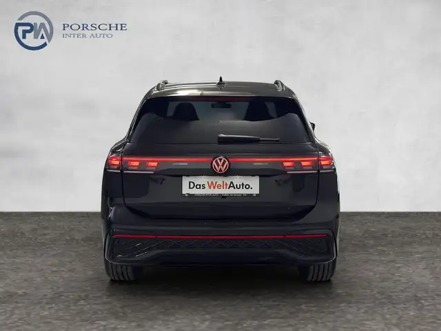 Volkswagen Tiguan view 5