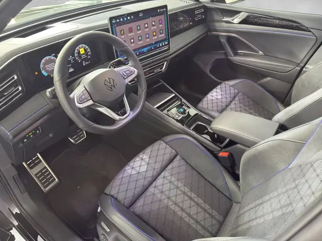 Volkswagen Tiguan view 6