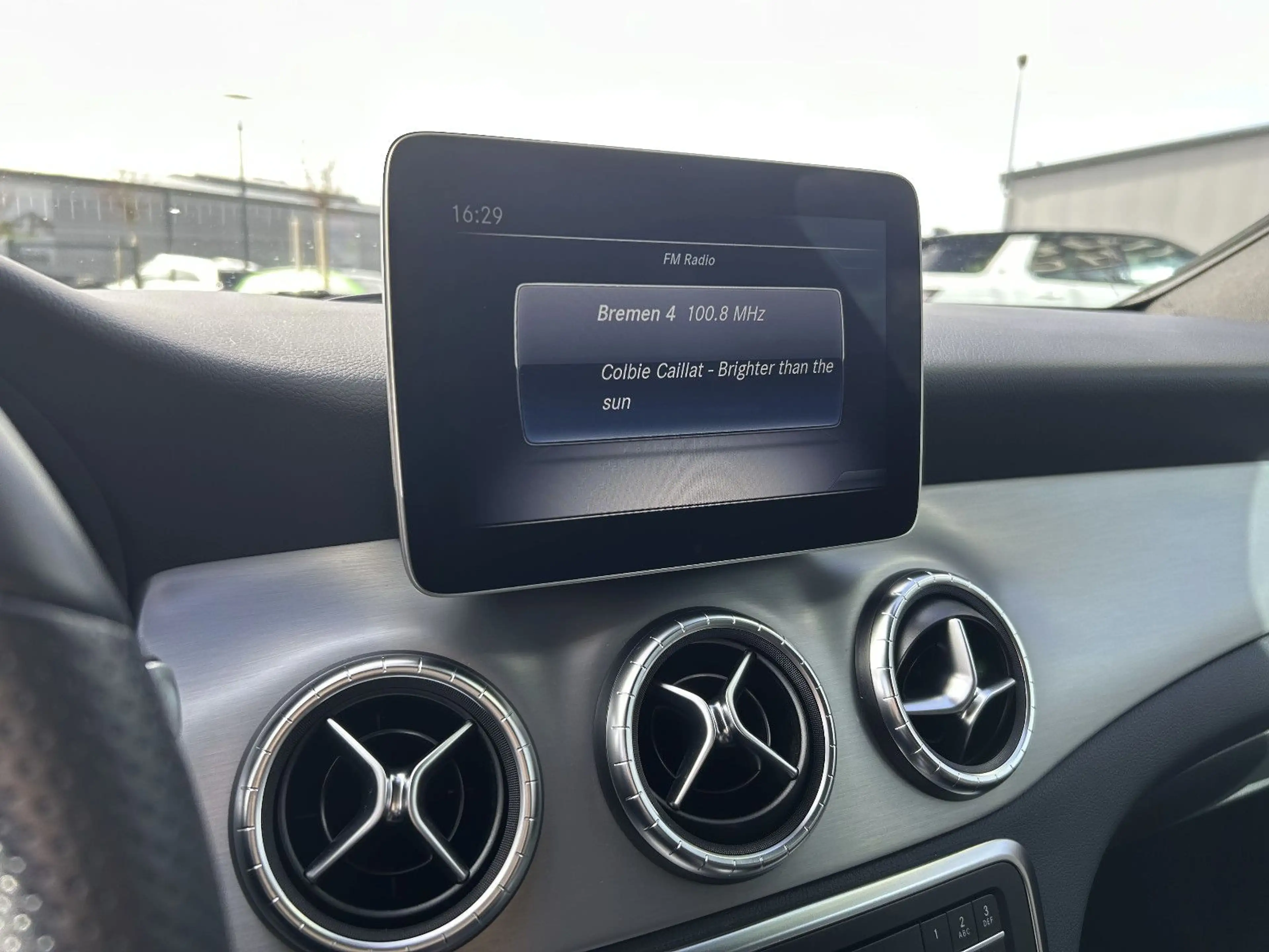 Mercedes-Benz CLA 200 CLA200 ShootingBrake AMG-Line DCT Night LED Navi — photo 21