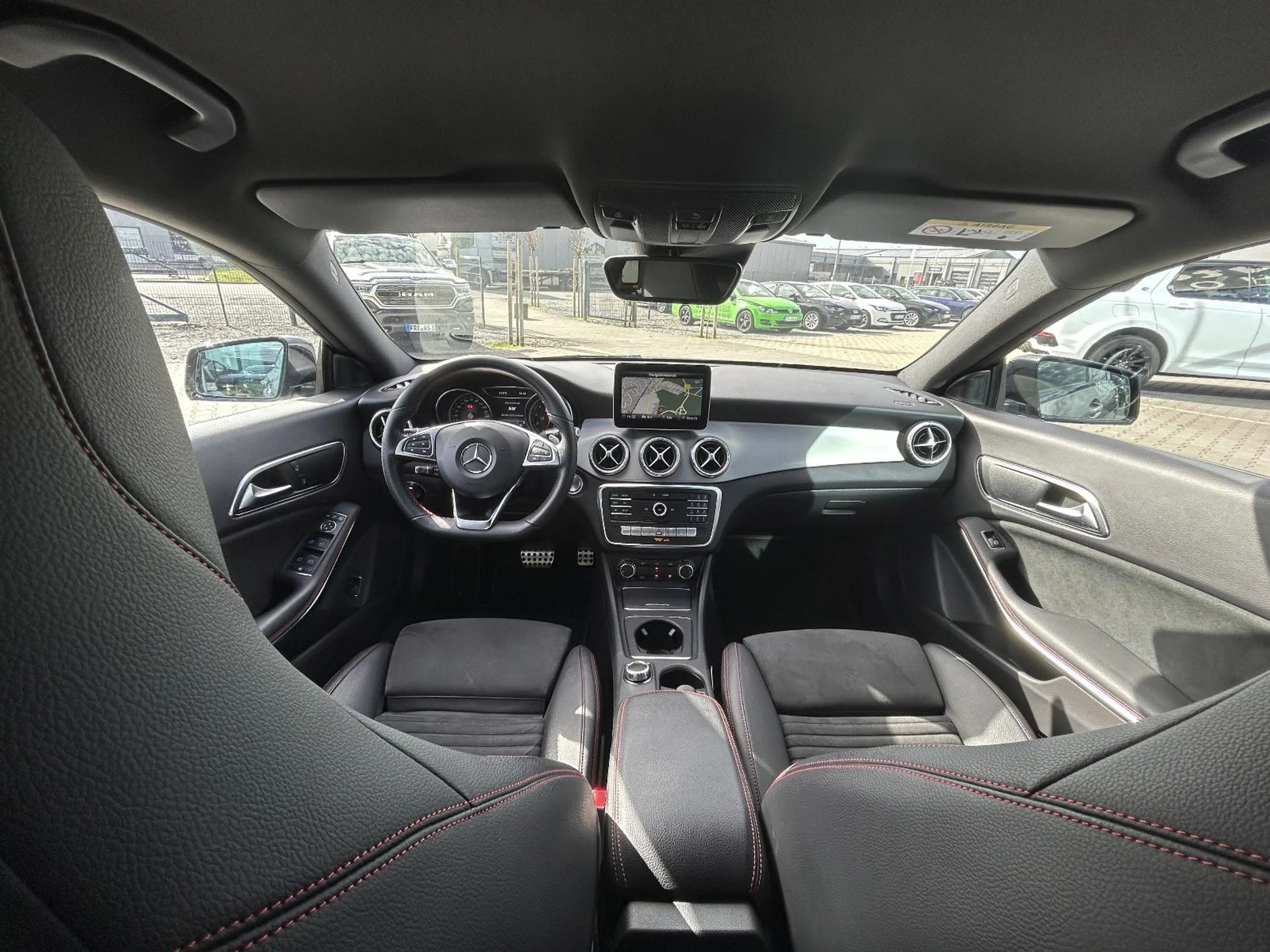Mercedes-Benz CLA 200 CLA200 ShootingBrake AMG-Line DCT Night LED Navi — photo 30