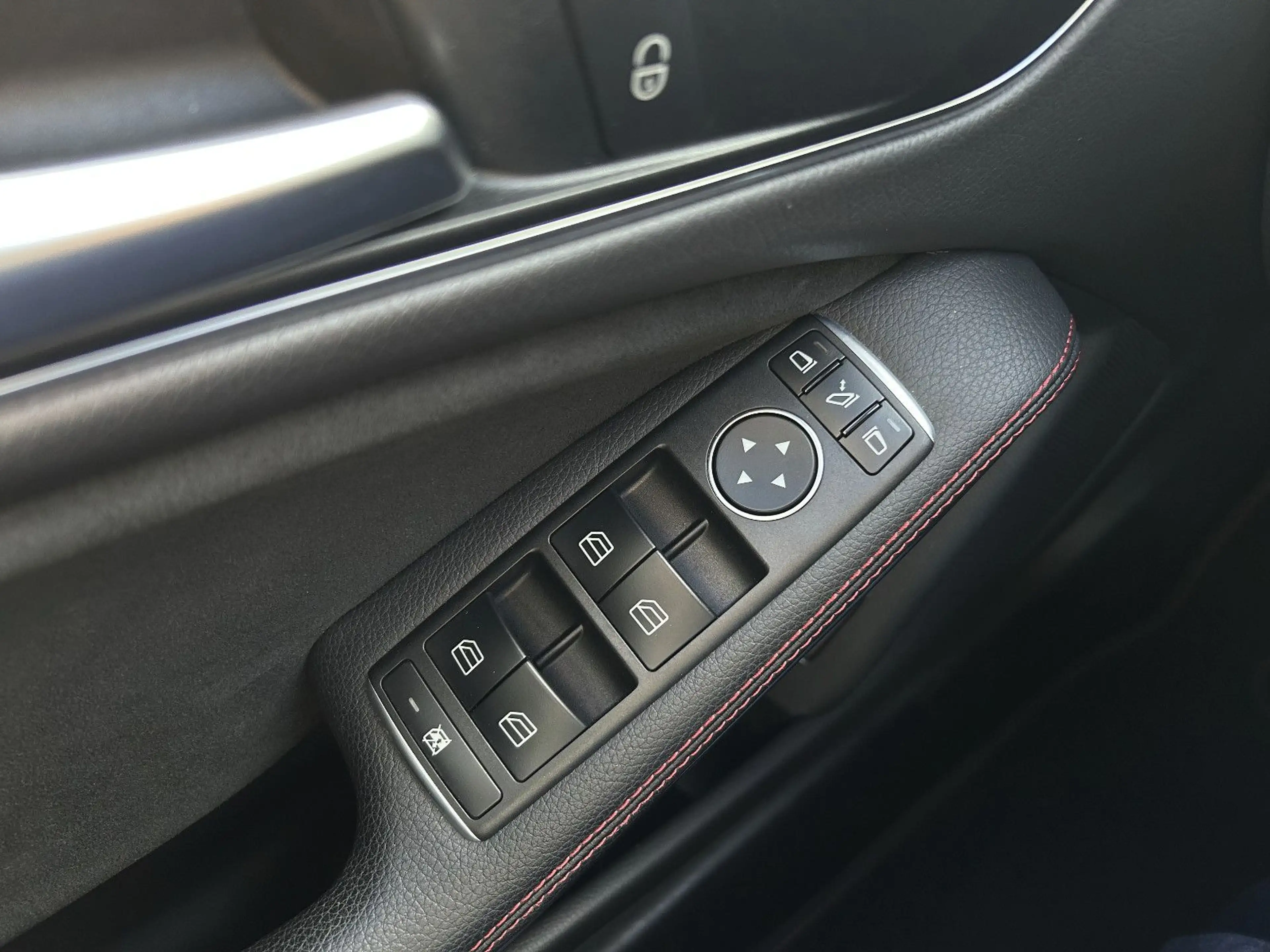 Mercedes-Benz CLA 200 CLA200 ShootingBrake AMG-Line DCT Night LED Navi — photo 13