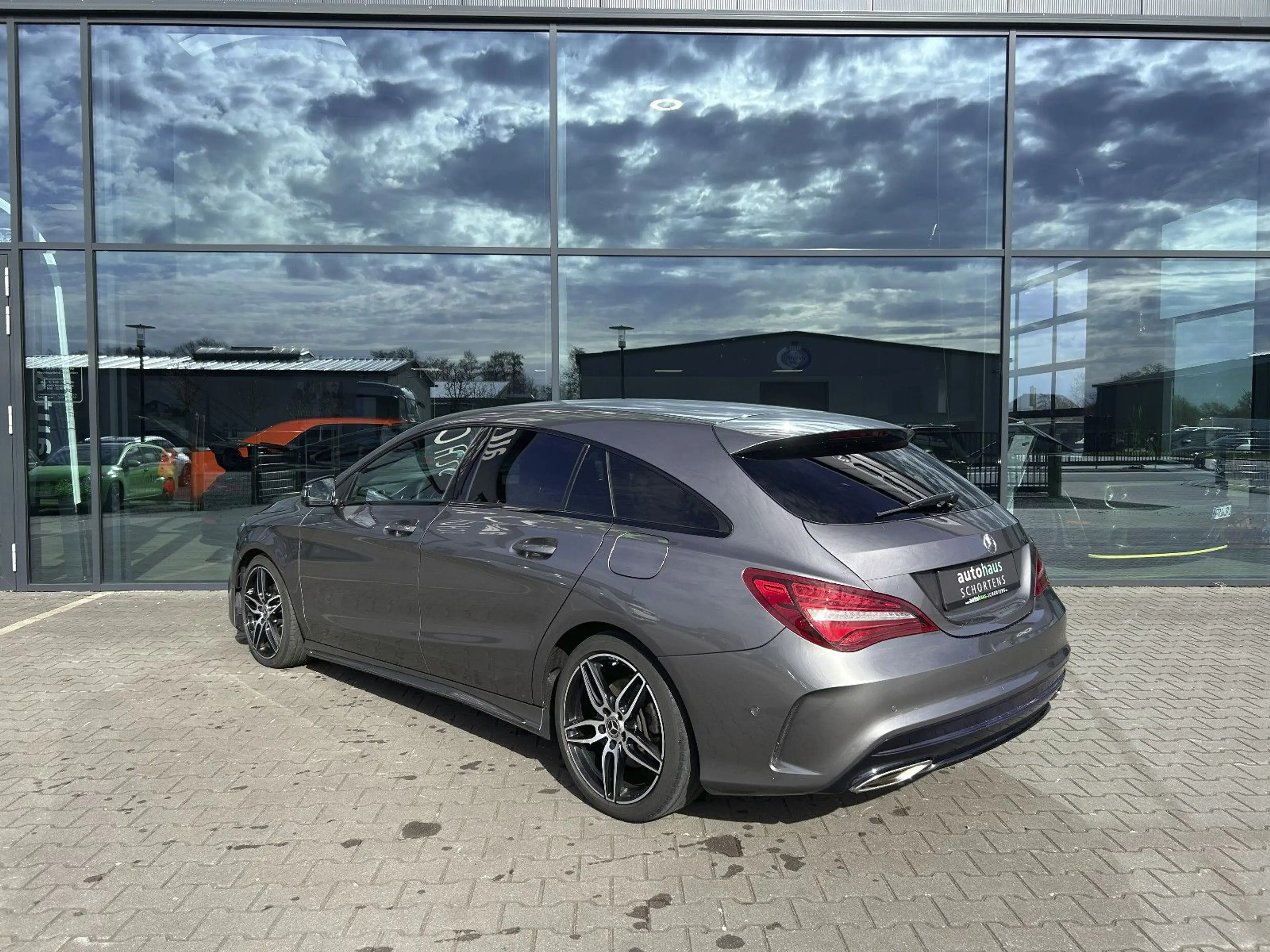 Mercedes-Benz CLA 200 CLA200 ShootingBrake AMG-Line DCT Night LED Navi — photo 4