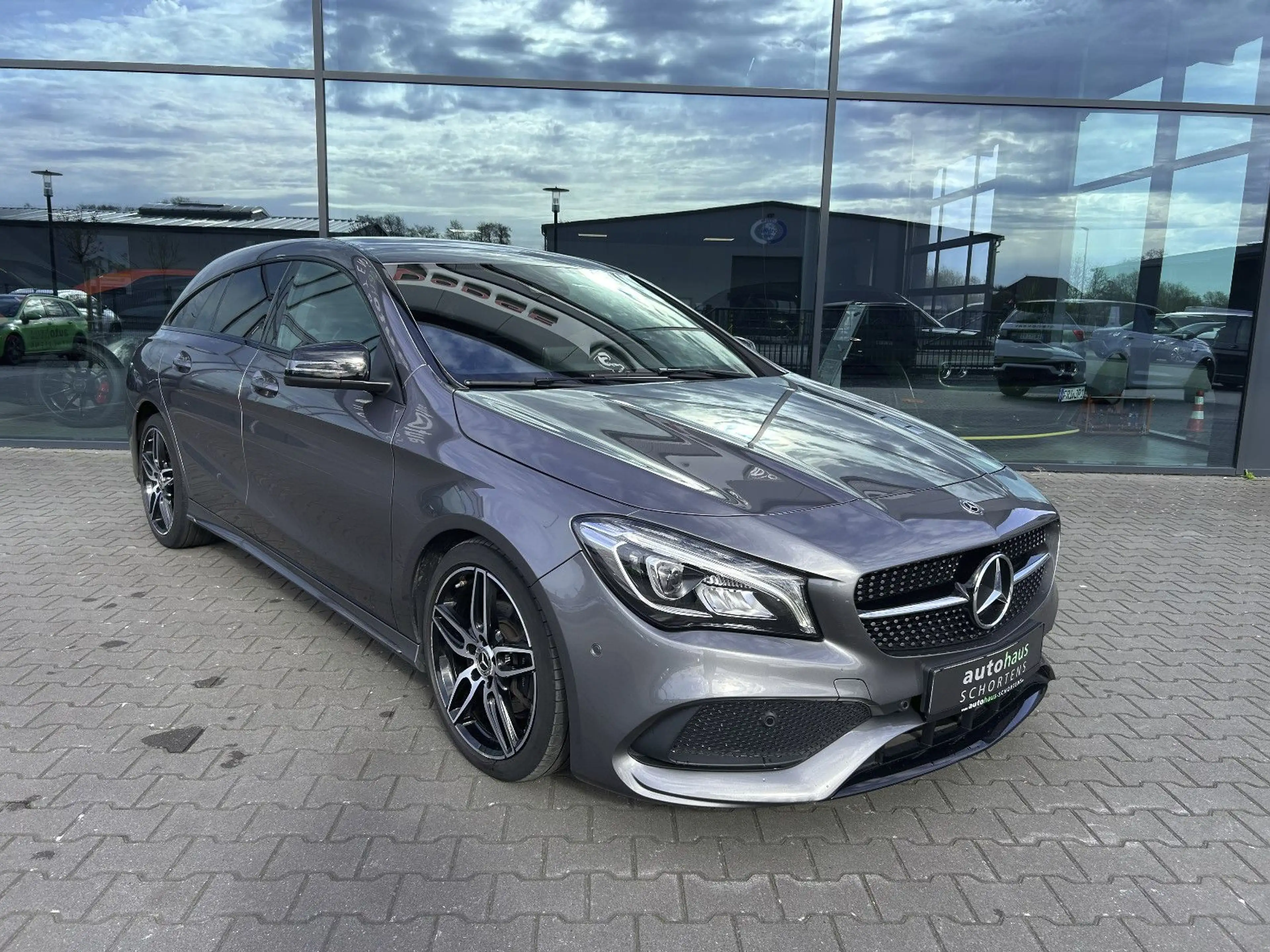 Mercedes-Benz CLA 200 CLA200 ShootingBrake AMG-Line DCT Night LED Navi — photo 3