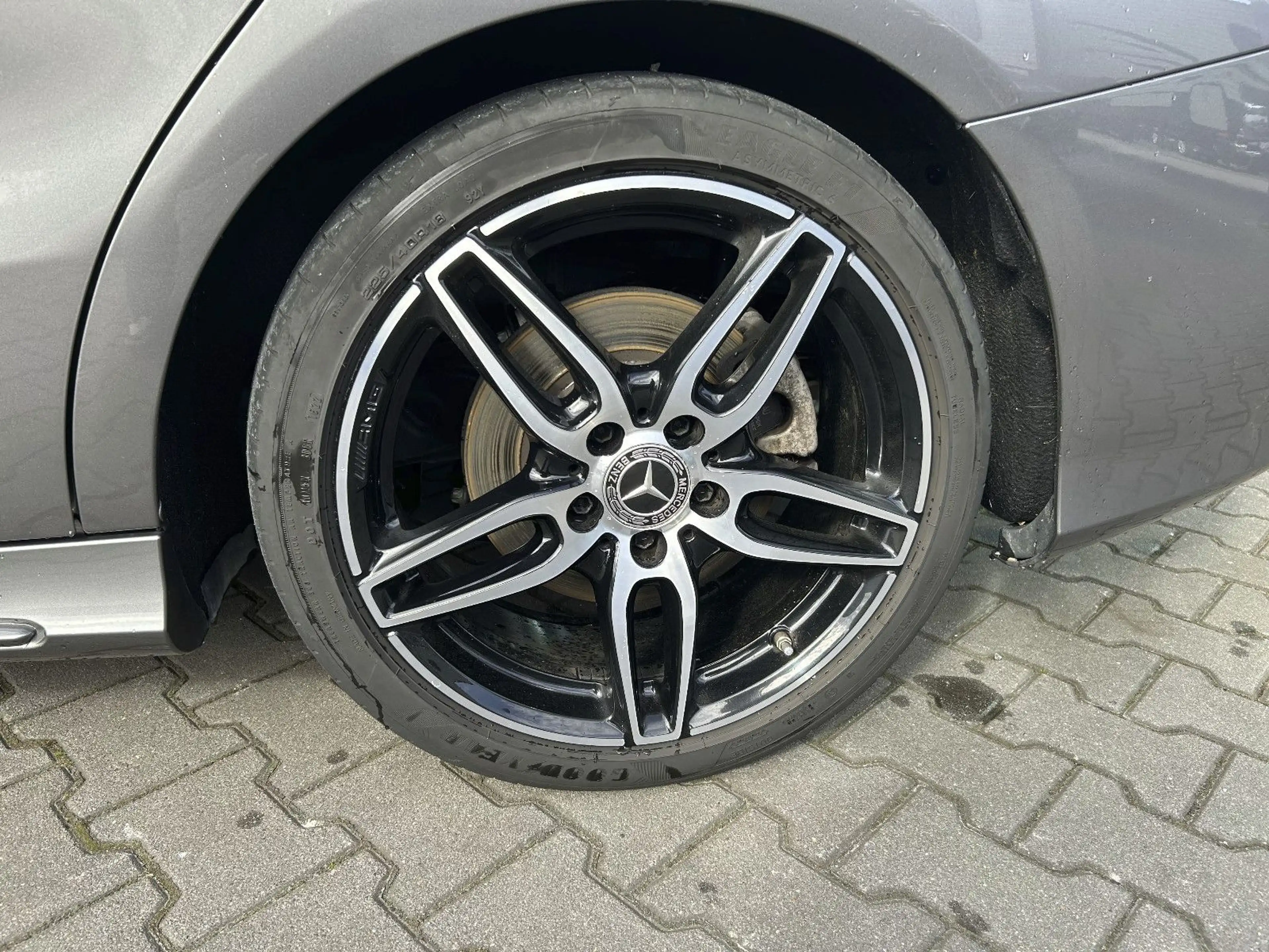 Mercedes-Benz CLA 200 CLA200 ShootingBrake AMG-Line DCT Night LED Navi — photo 8