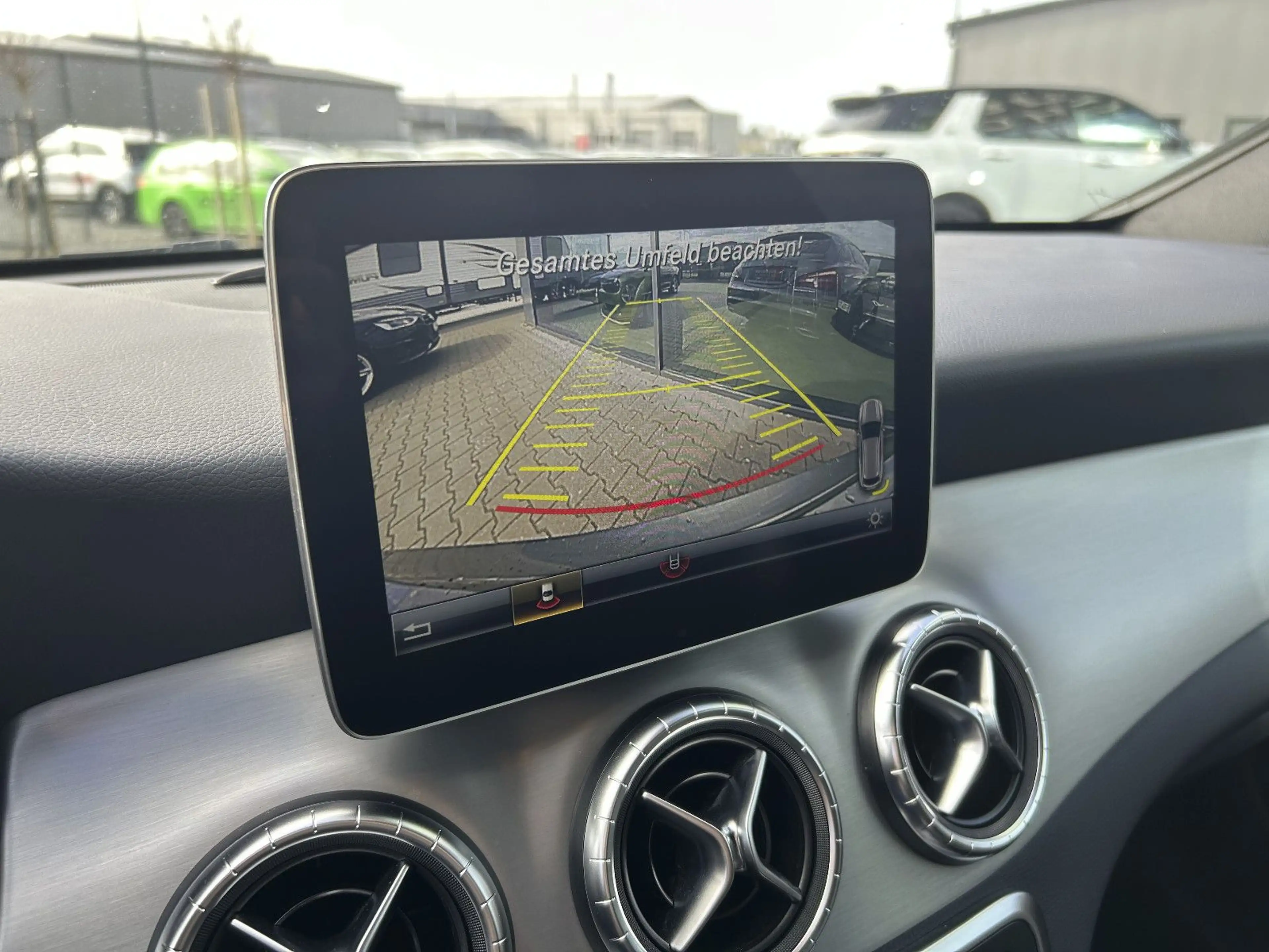 Mercedes-Benz CLA 200 CLA200 ShootingBrake AMG-Line DCT Night LED Navi — photo 25