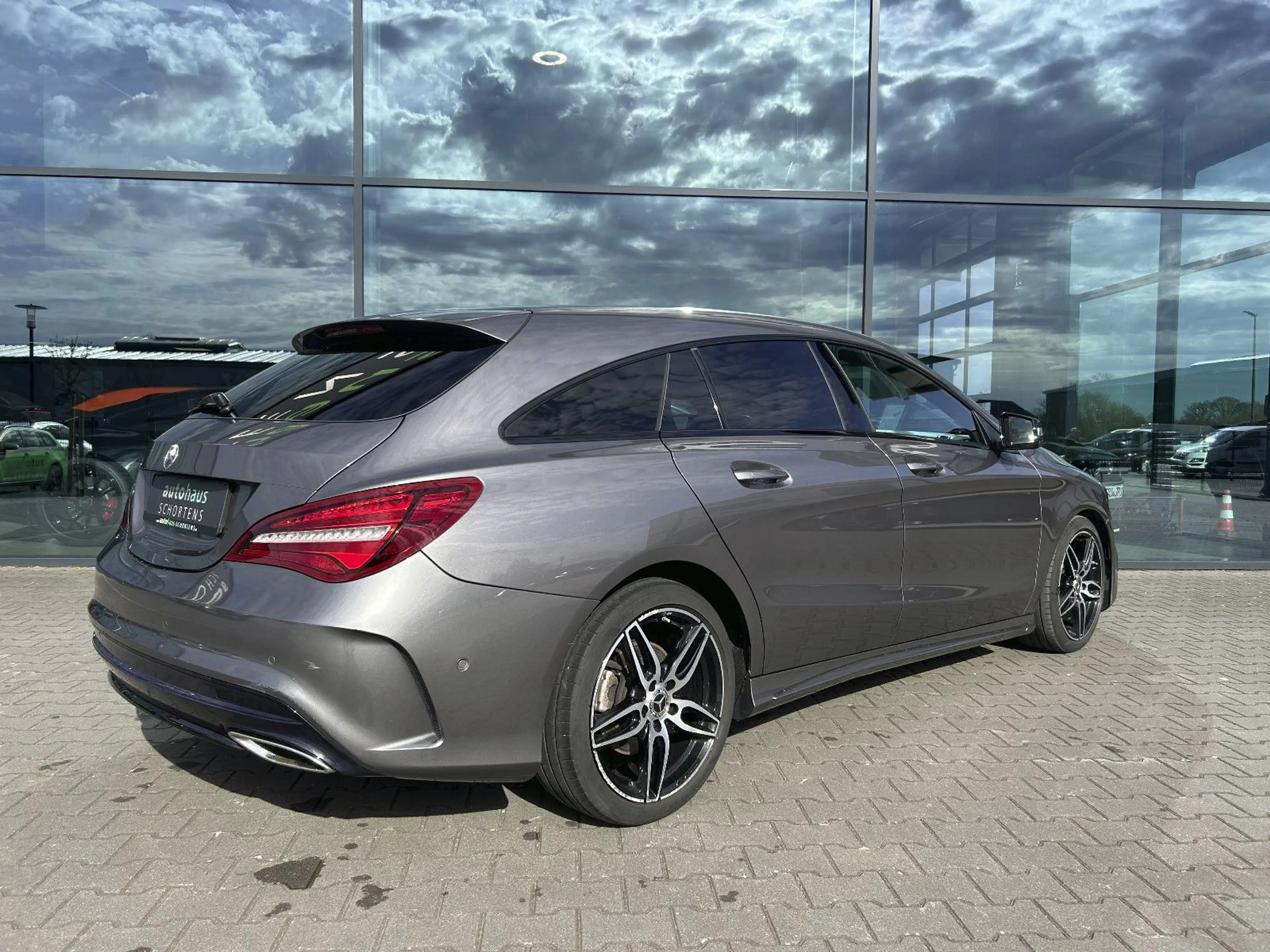 Mercedes-Benz CLA 200 CLA200 ShootingBrake AMG-Line DCT Night LED Navi — photo 2