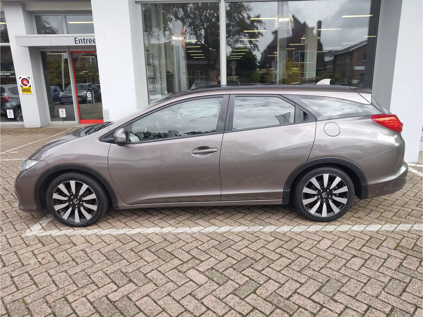 Honda Civic Tourer 1.8 COMFORT Cruise | Trekhaak | Dodehoeksen Bruin - 2
